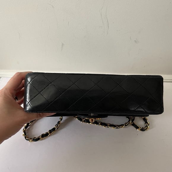 SOLD Chanel Vintage Small Classic Flap Lambskin - Picture 6 of 17